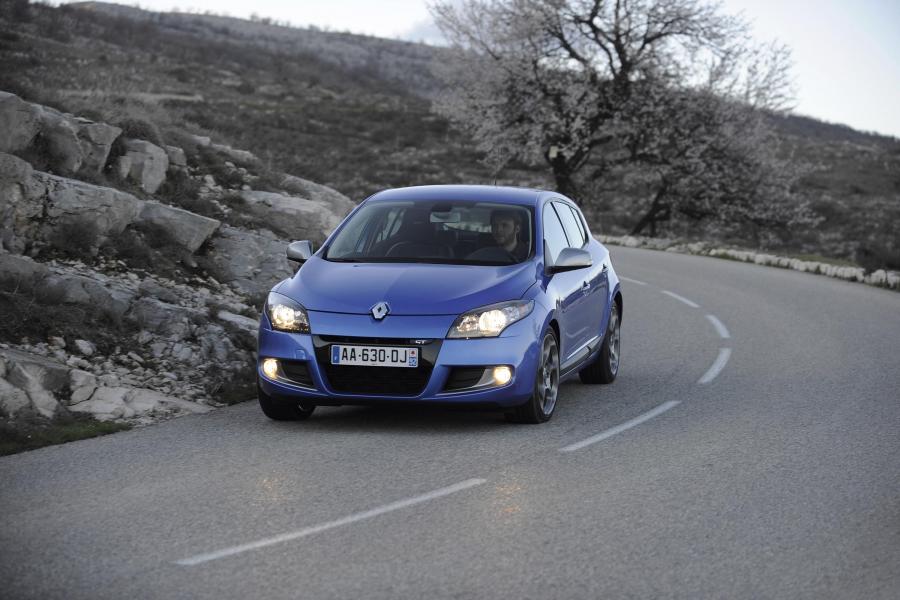  Renault Megane Hatch GT 2011 года  (фото 11 из 13)